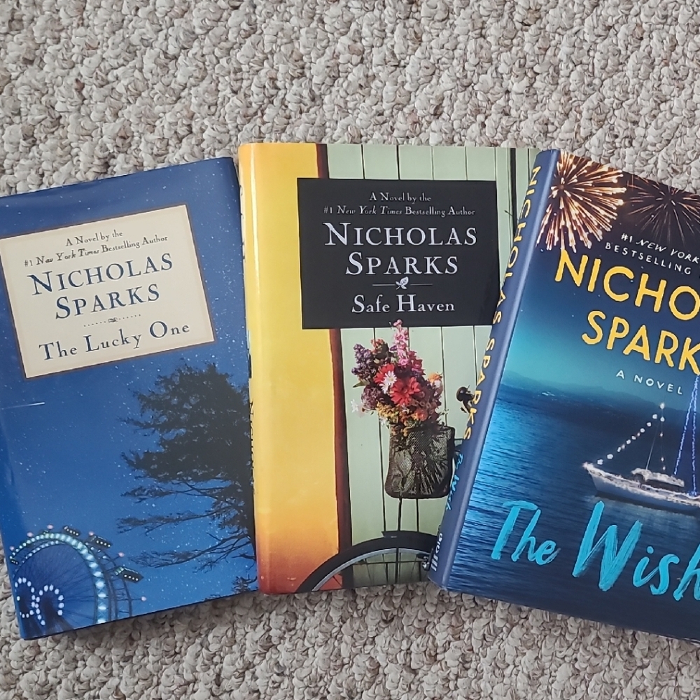 Nicholas Sparks Book Set - Blue, Yellow, Multicolor
